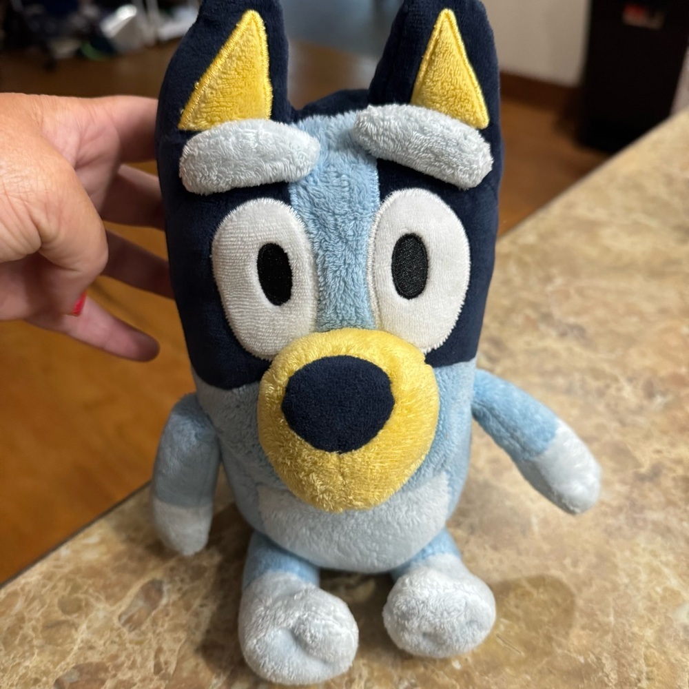 Bluey 10” Plush Stuffed Animal Cartoon Tv Show Kids Blue Yellow Toy